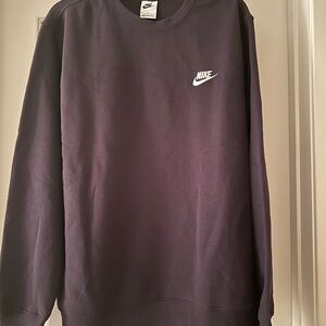 Nike Black Crewneck light sweatshirt with Iconic Swoosh